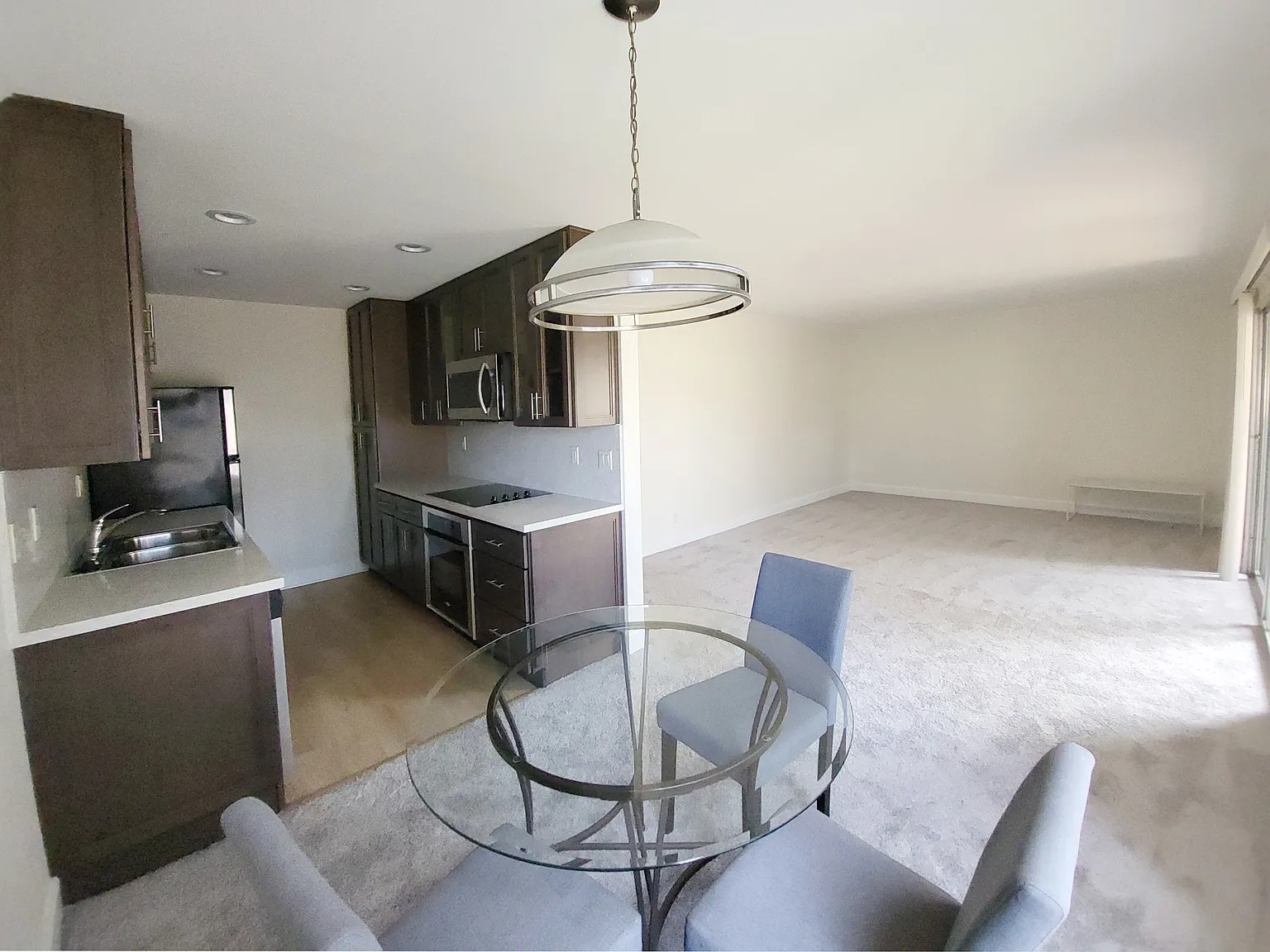 Spacious living room